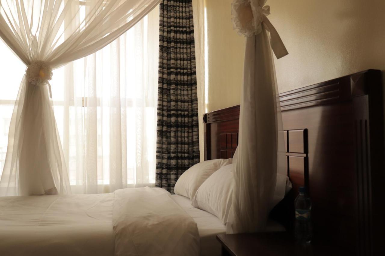 Kima Hills Hotel Найроби Экстерьер фото